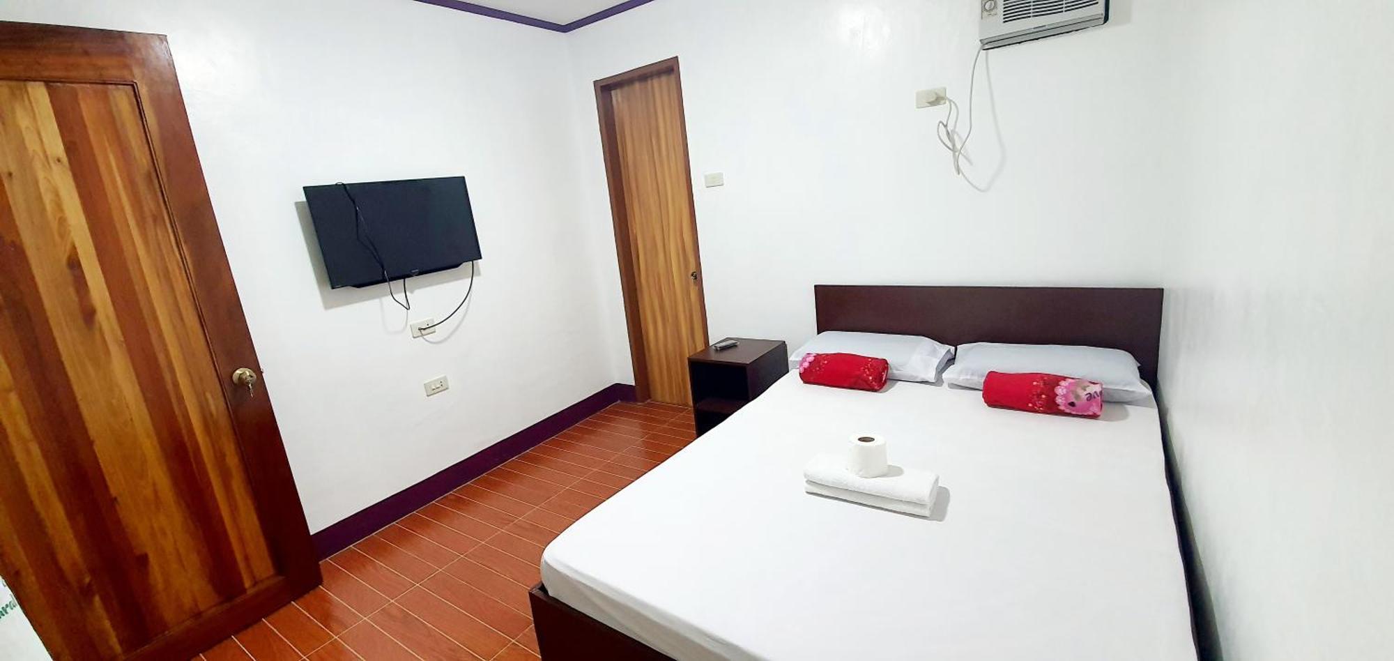 SJ Pabua Travellers Inn Mambajao Esterno foto